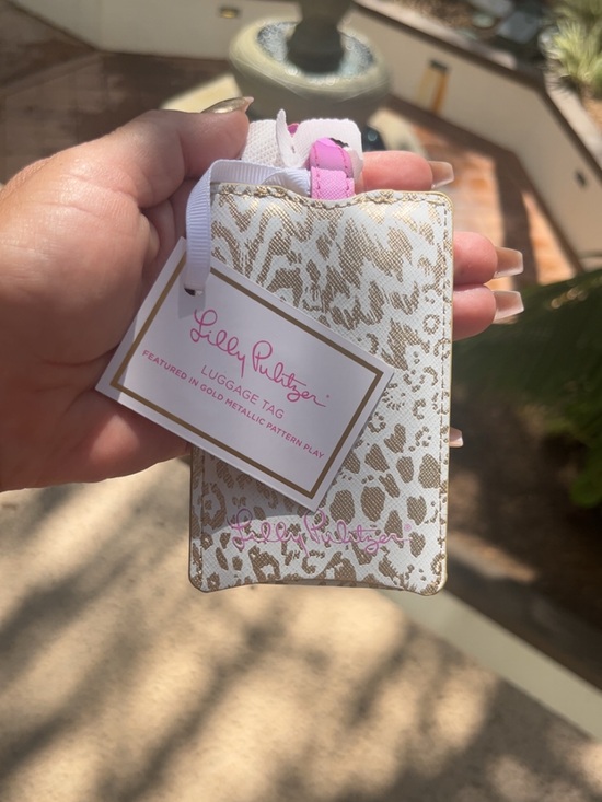 Lilly Pulitzer Accessories - Lilly Pulitzer luggage tag